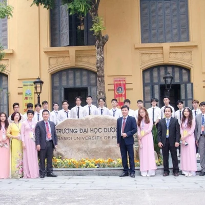 Trường Đại học Dược Hà Nội thuộc TOP đầu về chất lượng đào tạo và tỷ lệ việc làm sau khi tốt nghiệp